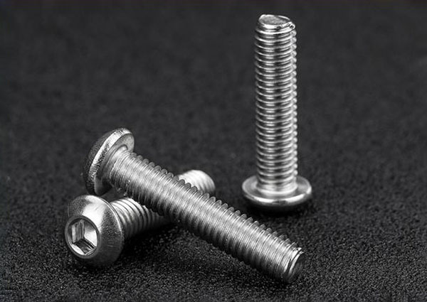 ISO7380 Stainless Steel Hex Socket Pan Head Screw 7